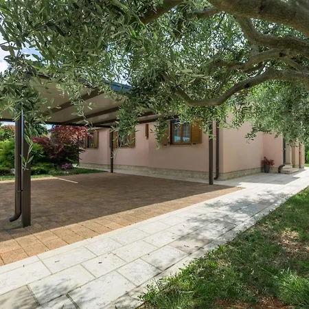 Lori Nova Vas (Porec)