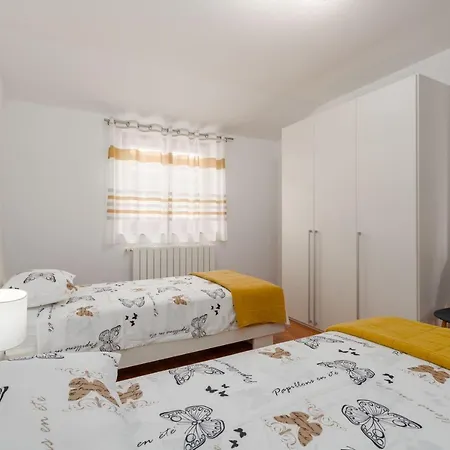 Lori * Nova Vas (Porec)