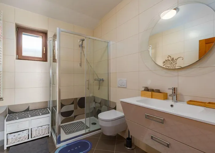 Lori Nova Vas (Porec)