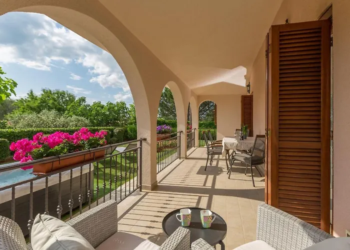 Lori * Nova Vas (Porec)